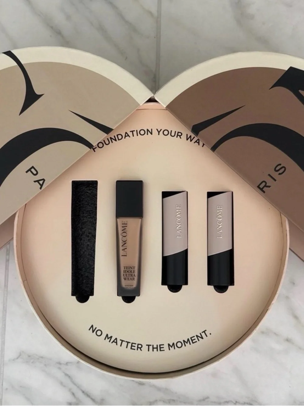 Lancome Teint Idole Ultra Wear Foundation 330 PR Box Set with Waffle Pouch - New